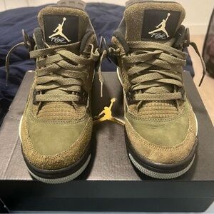 Jordan Men's Sneakers in Olive Green Suede
